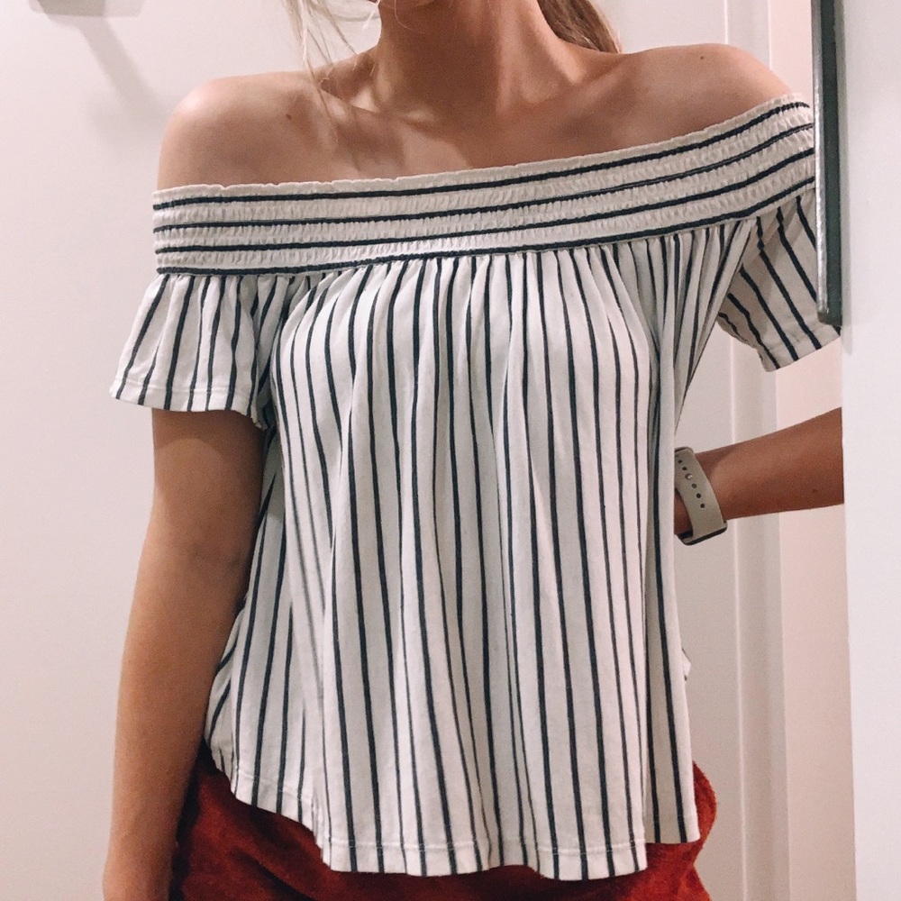 AE Off-The-Shoulder Striped Shirt